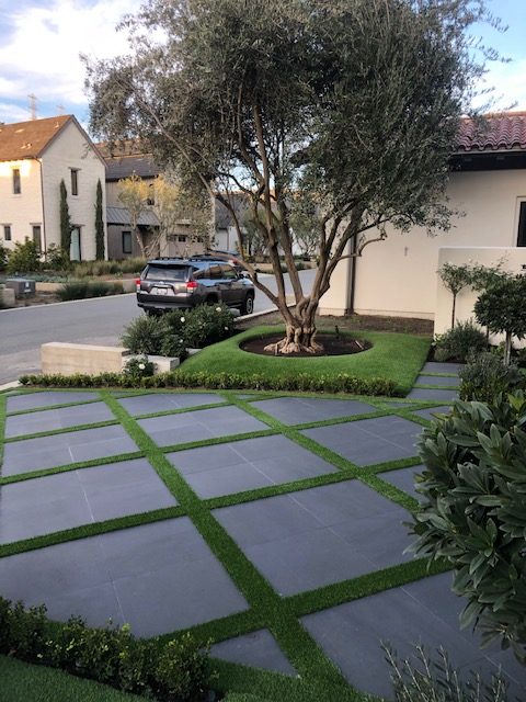 Artificial Grass with Pavers