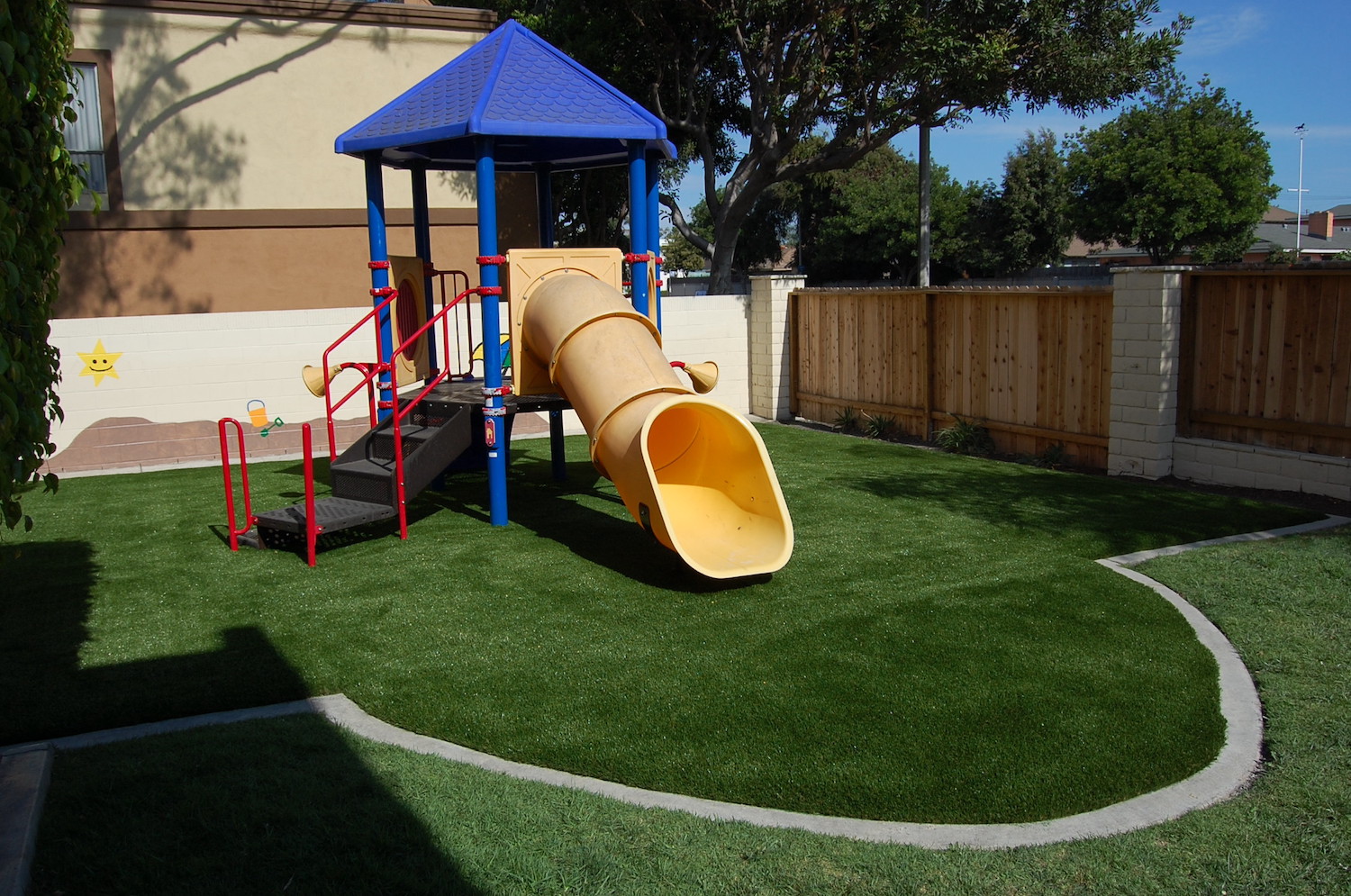 Why Synthetic Turf is Better for Your Dallas Playground
